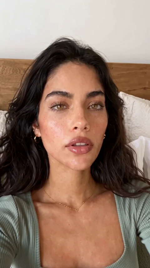 “Girls, I really thought I had dry skin. I was so wrong.”